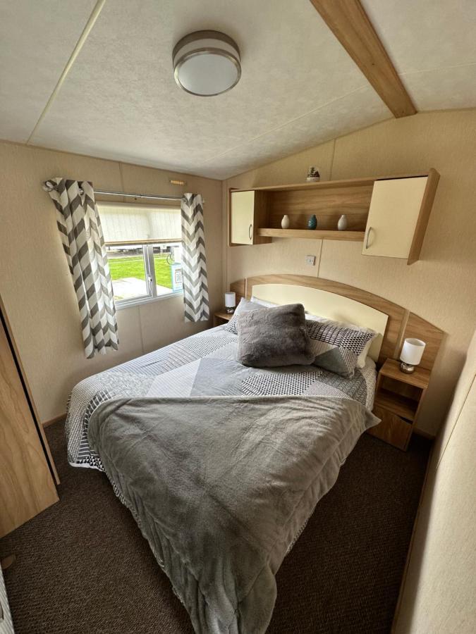 מלון ריל 6 Berth Caravan On Marine Holiday Park מראה חיצוני תמונה